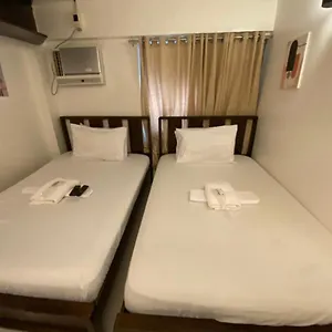 E Relaxed Haven Transient House Pasay